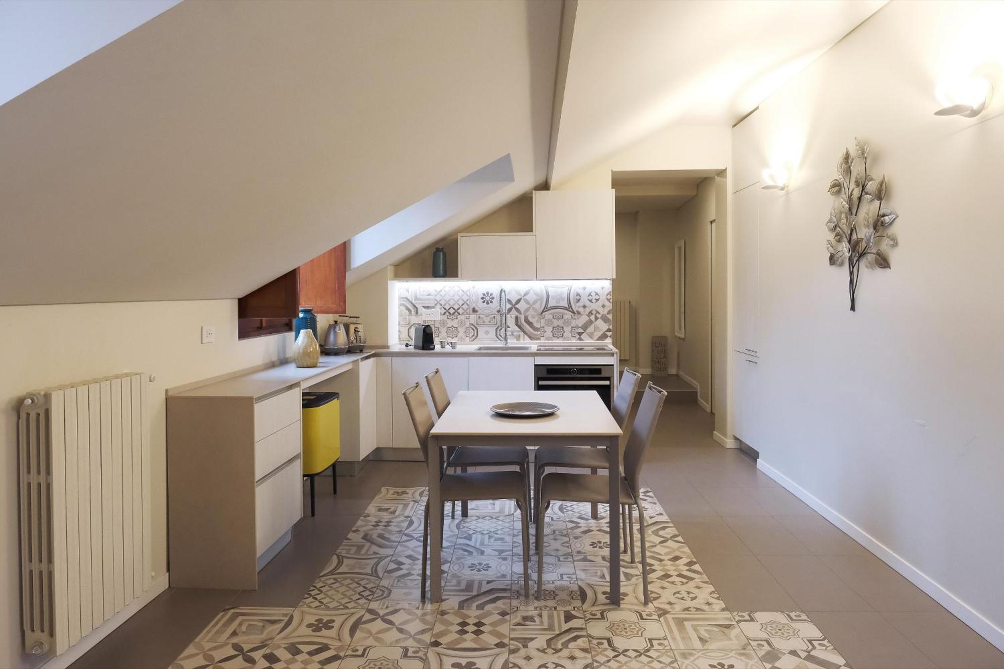 Comecasa 10 Minutes Walk From Duomo 2 Bedroom Apartment มิลาน ภายนอก รูปภาพ