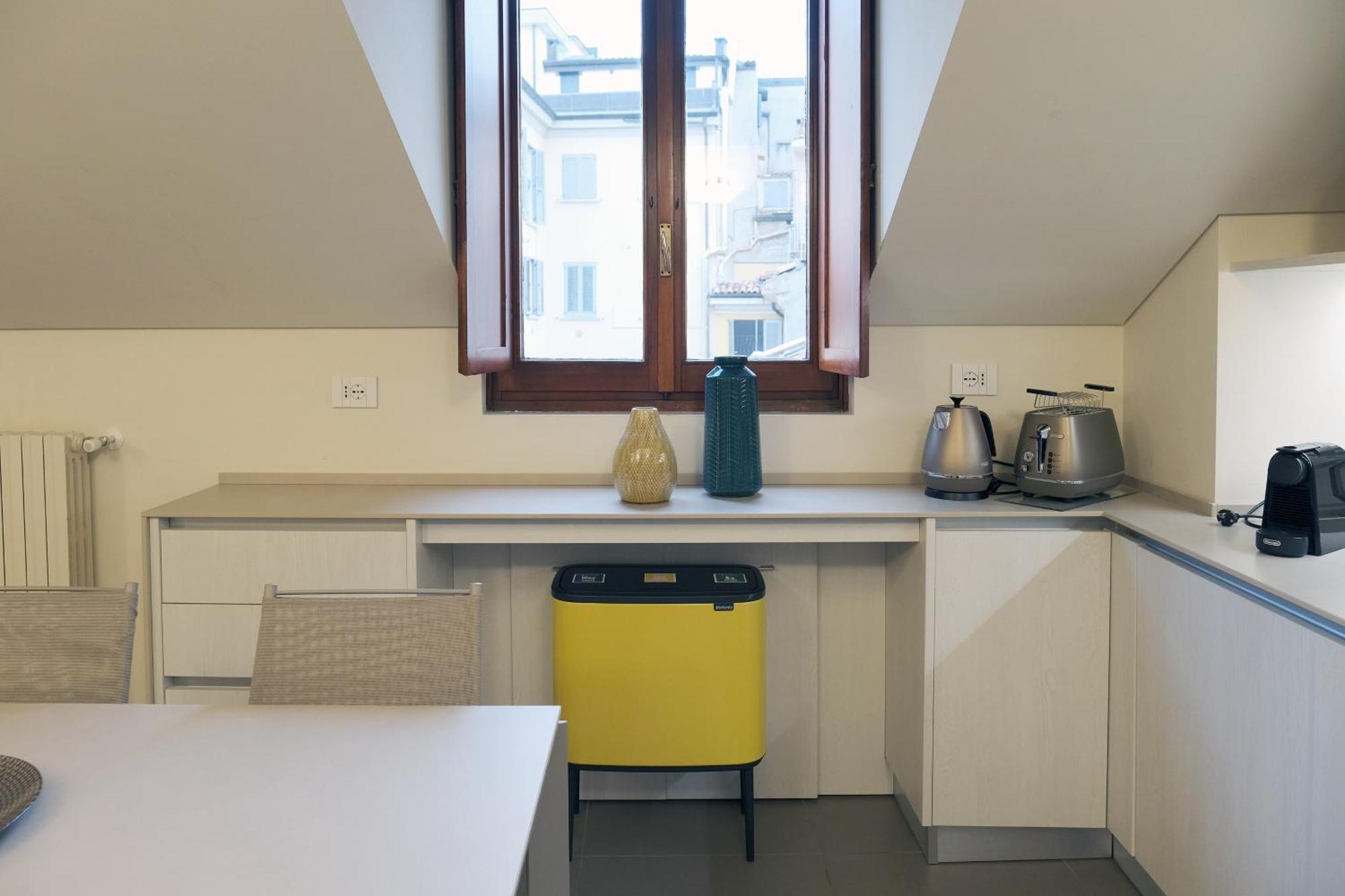 Comecasa 10 Minutes Walk From Duomo 2 Bedroom Apartment มิลาน ภายนอก รูปภาพ