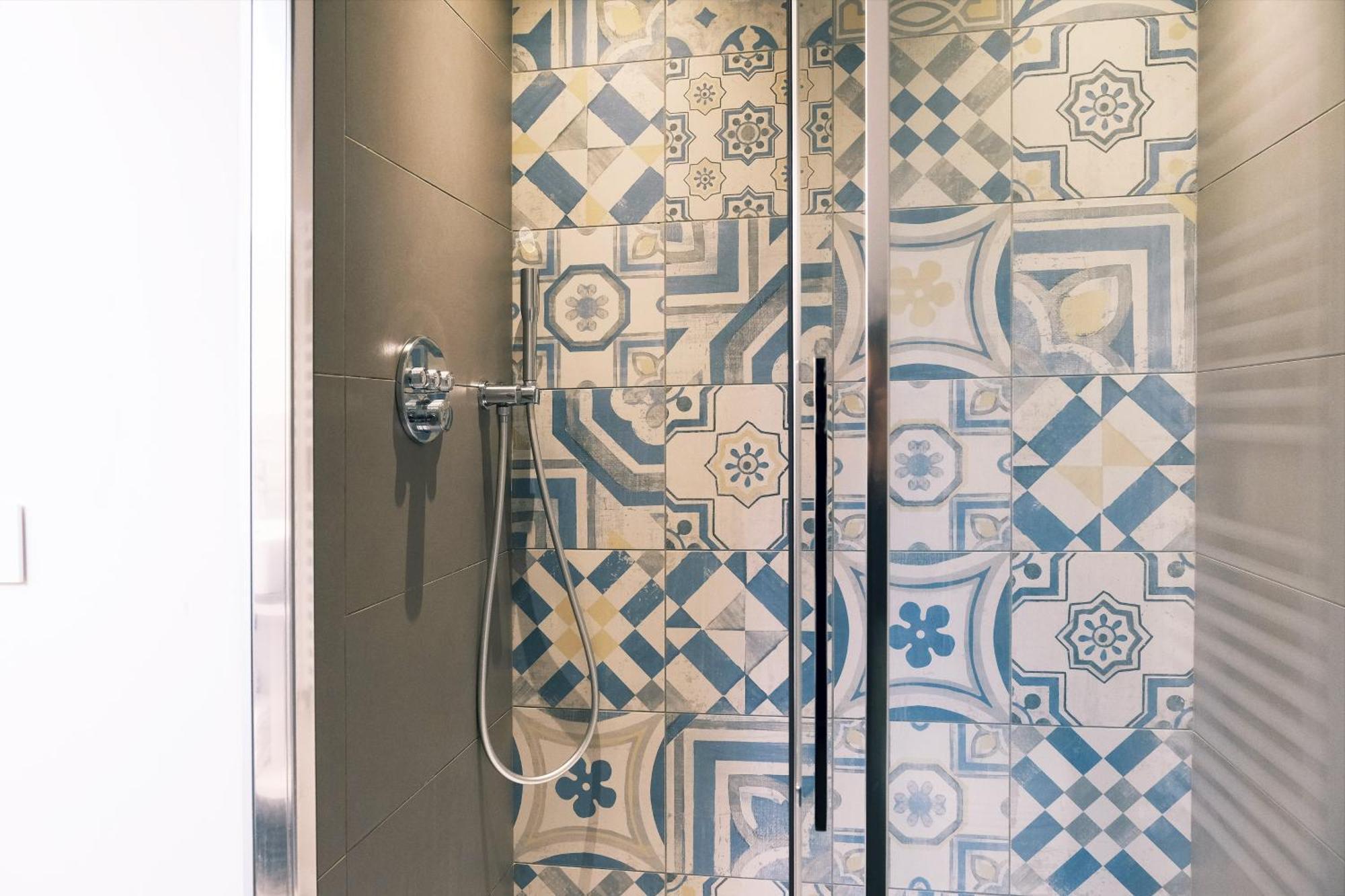 Comecasa 10 Minutes Walk From Duomo 2 Bedroom Apartment มิลาน ภายนอก รูปภาพ
