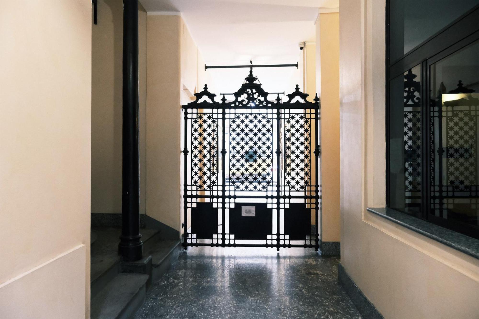Comecasa 10 Minutes Walk From Duomo 2 Bedroom Apartment มิลาน ภายนอก รูปภาพ