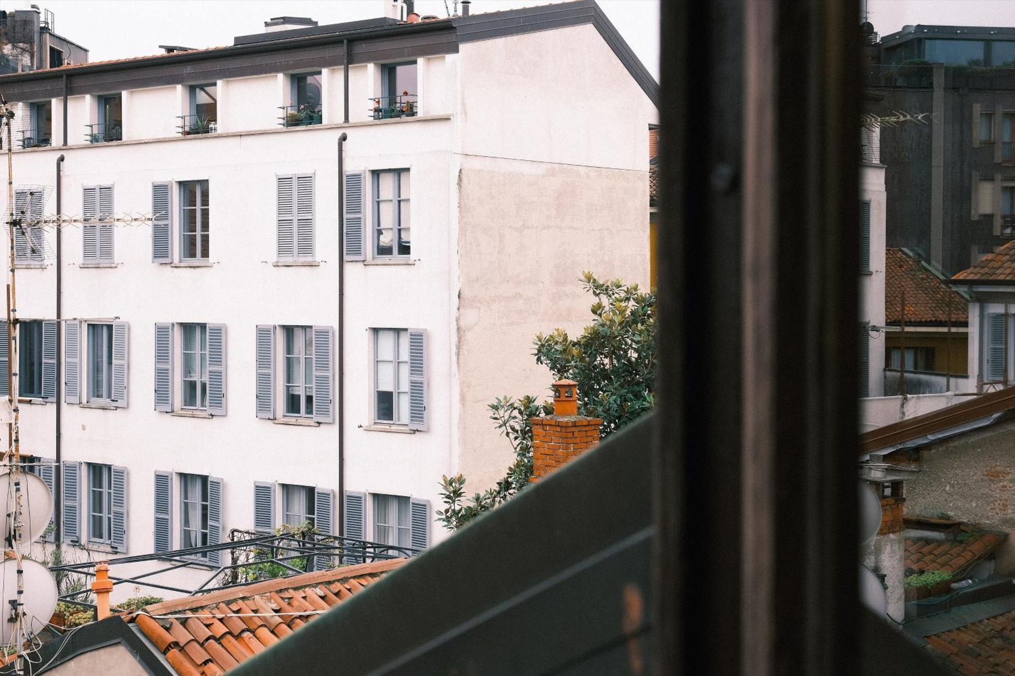 Comecasa 10 Minutes Walk From Duomo 2 Bedroom Apartment มิลาน ภายนอก รูปภาพ